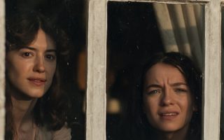 Baseado na obra de Jane Austen, Razão e Sensibilidade ganha primeiro trailer