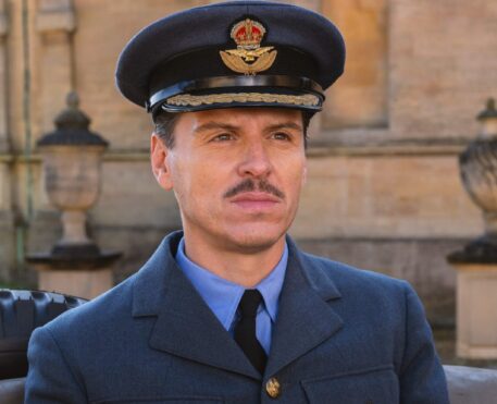 Pressão consegue trazer algo novo para mais um filme sobre a Segunda Guerra Mundial