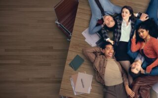 Inapropriados para o Trabalho é cancelada pelo Hulu após uma temporada