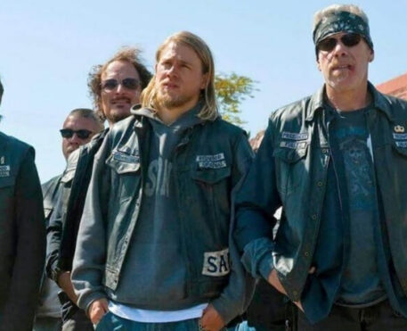 Sons of Anarchy vai ganhar spin-off com Charlie Hunnam e elenco original