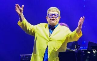 Elton John transforma simplicidade em grandiosidade no Rock in Rio