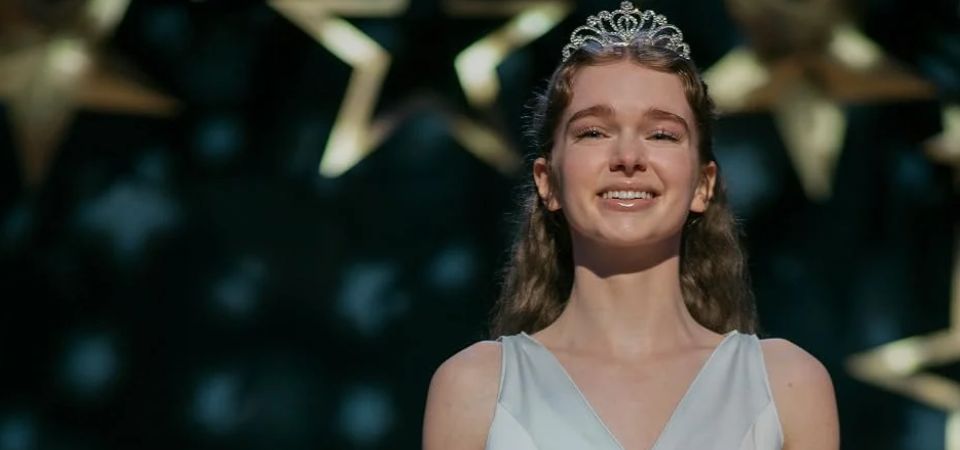 Carrie: série de Mike Flanagan é renovada para a 2ª temporada no Prime Video