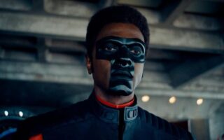 Edi Gathegi, de Superman, entra para o elenco de Miami Vice ’85