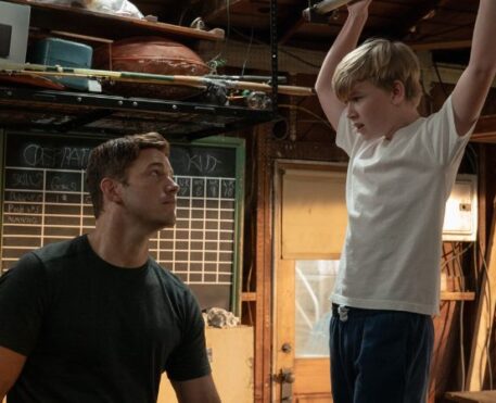 Apple TV divulga trailer de O Pequeno Guerreiro, Chris Pratt, Linda Cardellini e Jude Hill
