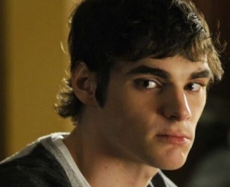 RJ Mitte, ator de Breaking Bad, morre aos 34 anos