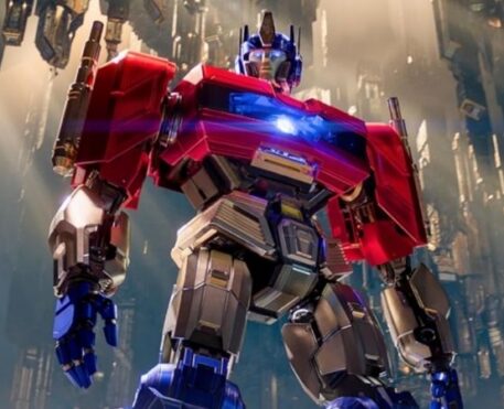Michael Bay pode voltar a dirigir Transformers com Steven Spielberg na produção